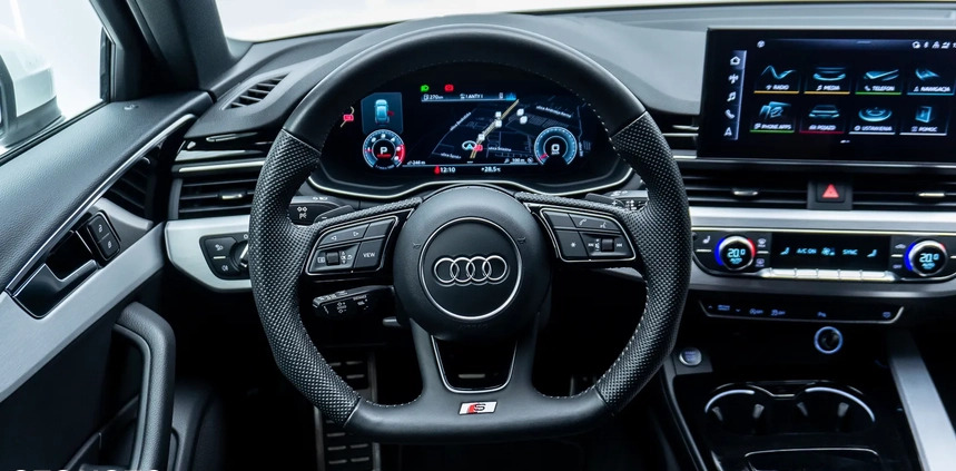 Audi A4 cena 149900 przebieg: 99760, rok produkcji 2019 z Łódź małe 562